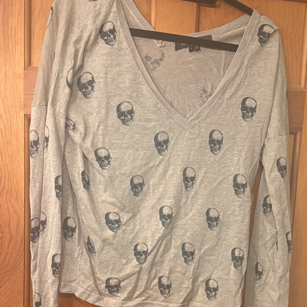 Beige Skull Cashmere Print sweater Top